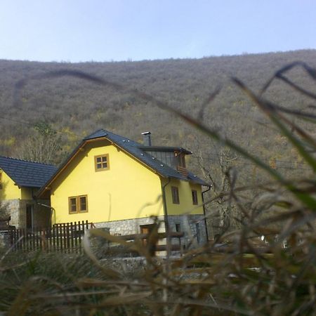 Guest House - Stari Javor B&B Prozor Ngoại thất bức ảnh