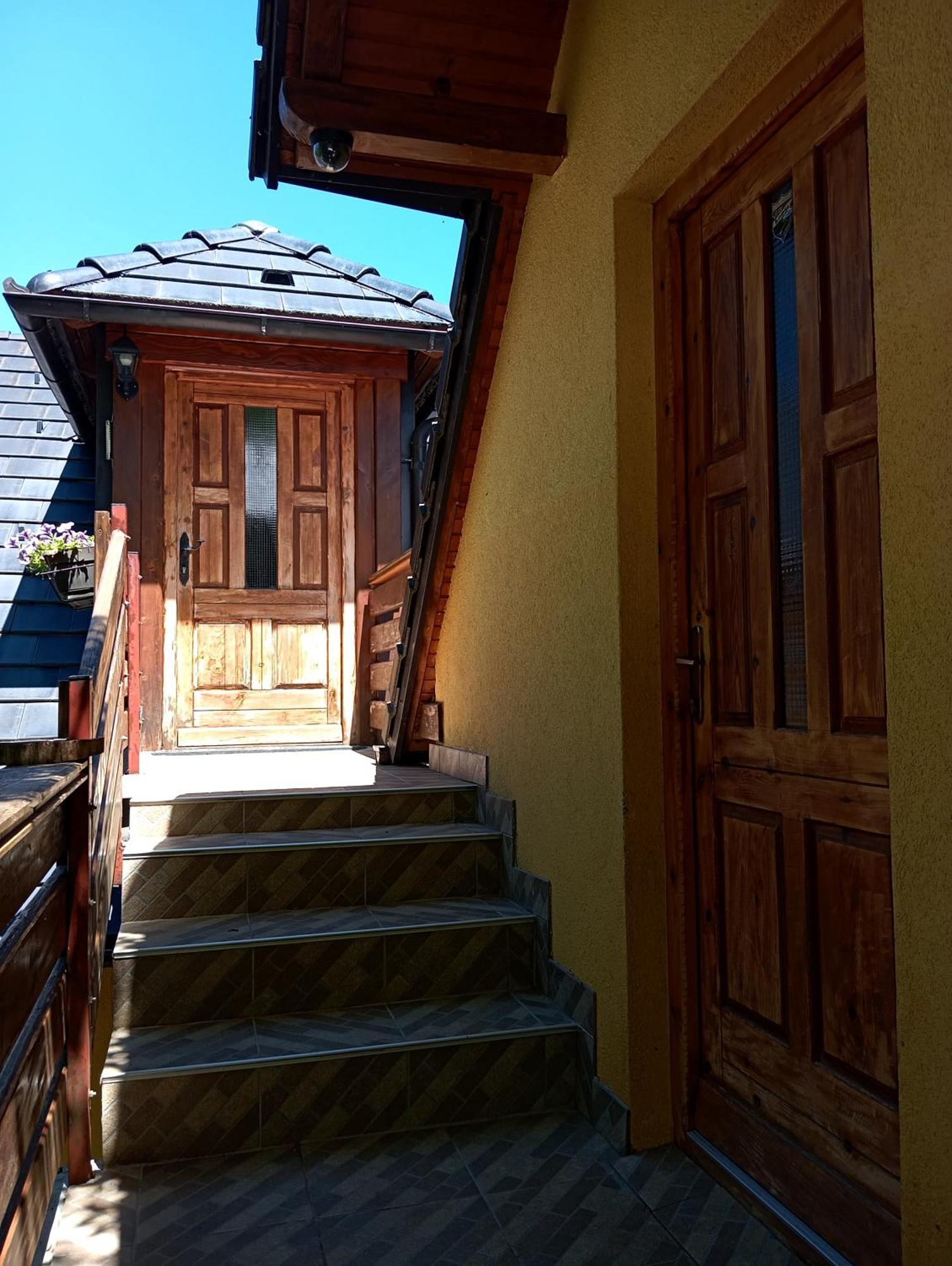 Guest House - Stari Javor B&B Prozor Ngoại thất bức ảnh